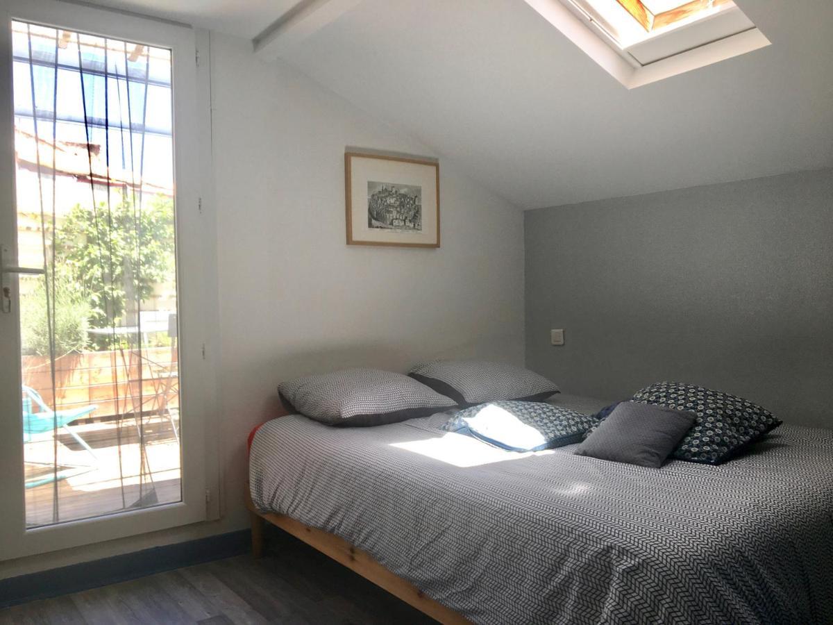 Maison Avec Terrasse à Arles, Provence *